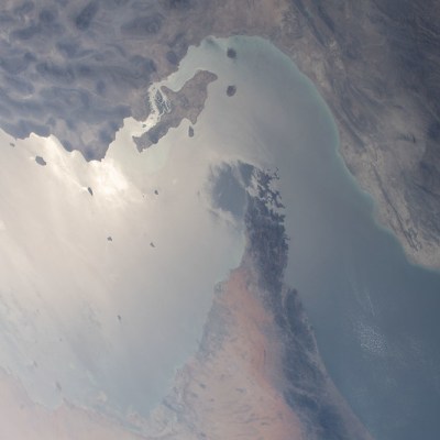 Towards the one-click thesis: a report on the Strait of&nbsp;Hormuz